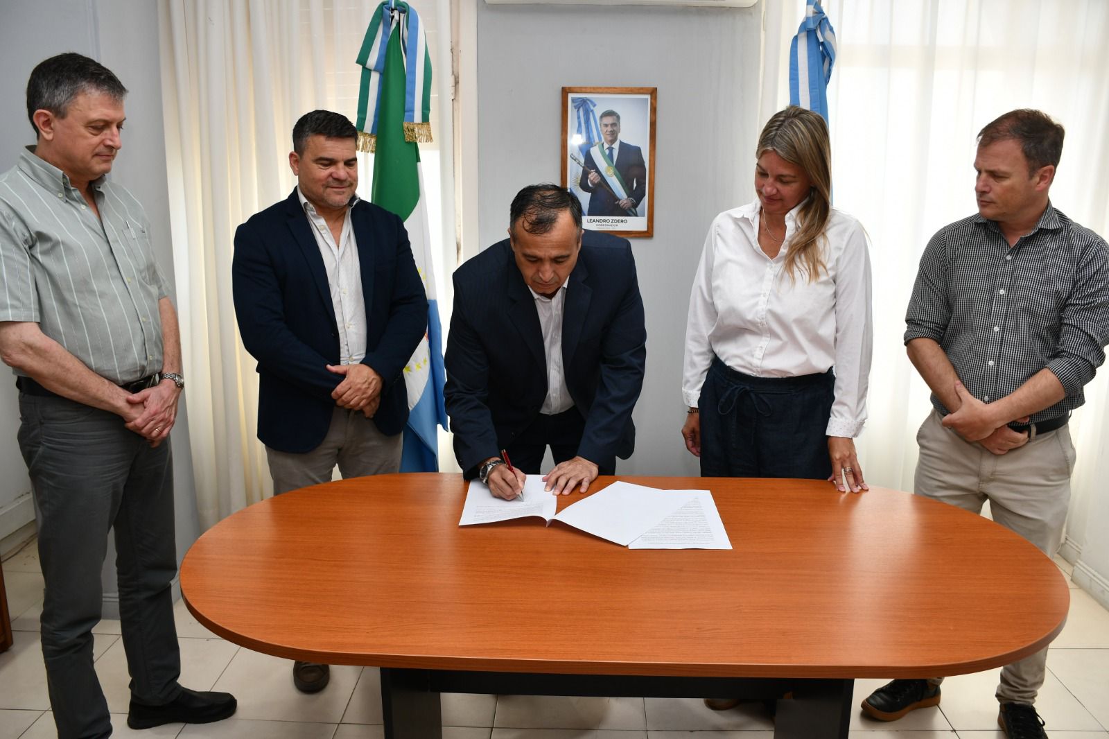 *SALUD E INSSSEP FIRMARON UN CONVENIO MARCO PARA FORTALECER LA ATENCIÓN SANITARIA*