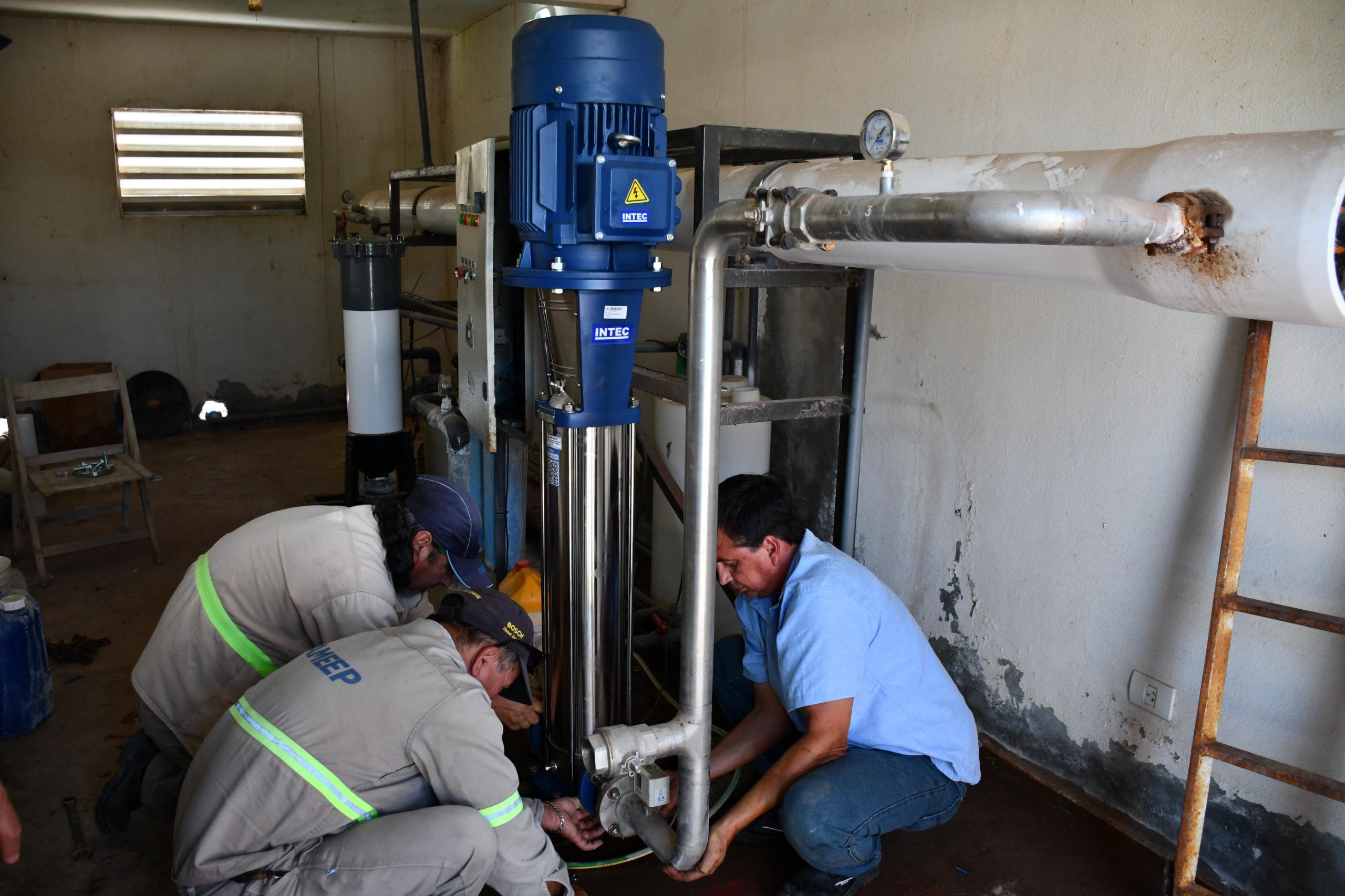 *SAMEEP Y EL MUNICIPIO RESTABLECIERON DOS PLANTAS CLAVES DE AGUA EN SANTA SYLVINA*