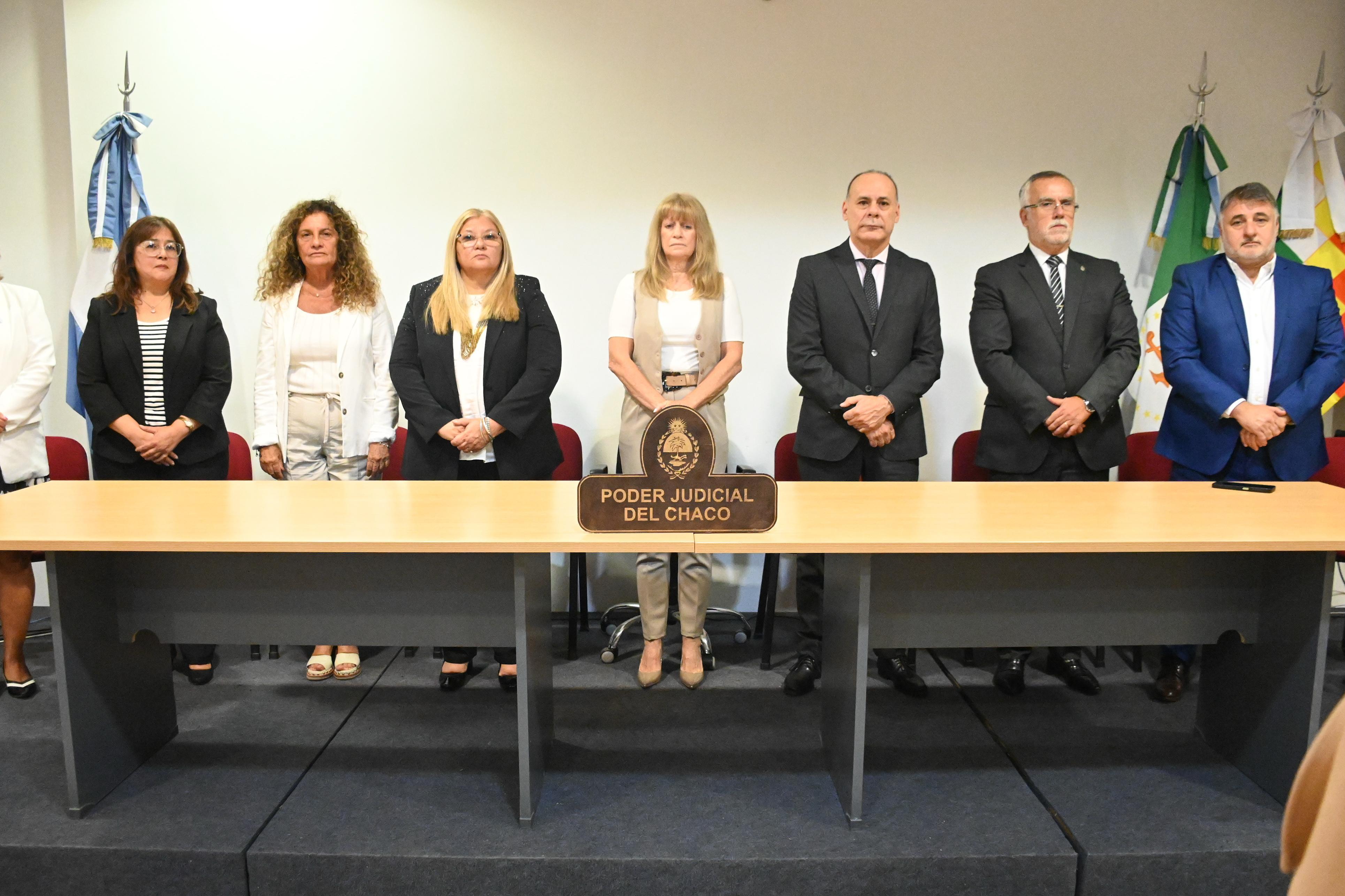 El ministro de gobierno , Jorge Gómez , acompaño la Asuncion de la nueva jueza de menores de Sáenz peña 