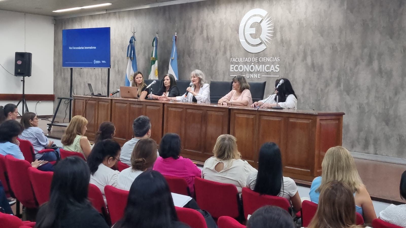 *EDUCACIÓN REALIZADO ENCUENTRO FORMATIVO DE LA RED SECUNDARIA INNOVADORA* 