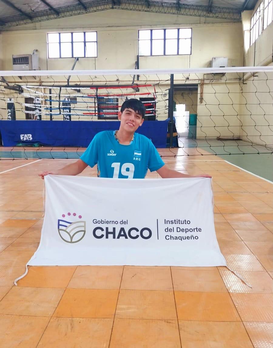 *ATLETA CHAQUEÑO FUE CONVOCADO AL SELECCIONADO JUVENIL DE VOLEY*  