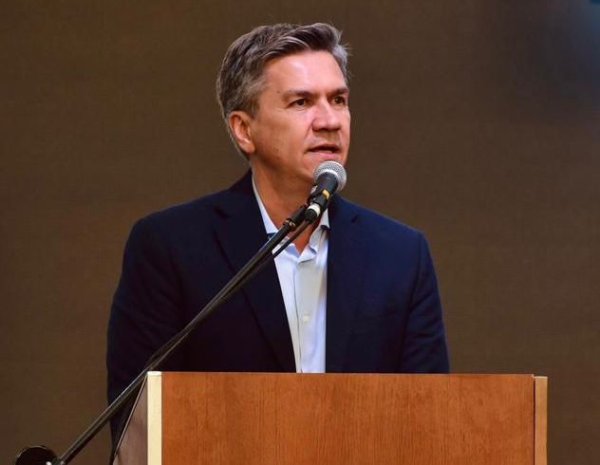 *EL GOBERNADOR ZDERO SOLICITARA SUSPENDER LA ESCRITURA DEL LOTE 88 EN MIRAFLORES*