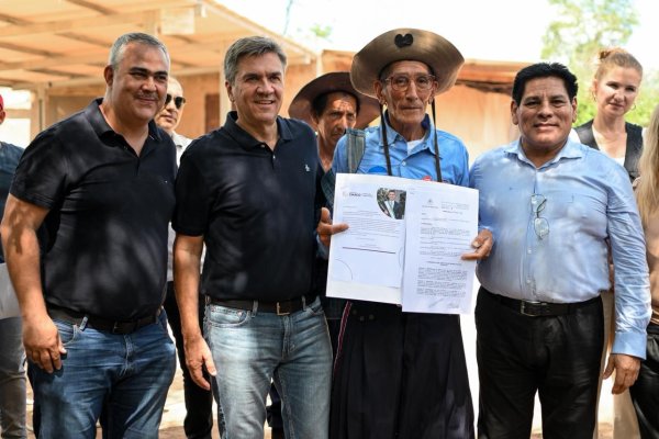 *LA ESPERA TERMINO: DESPU&Eacute;S DE 45 A&Ntilde;OS, LA TIERRA QUEDA EN MANOS DE QUIENES LA TRABAJAN* 