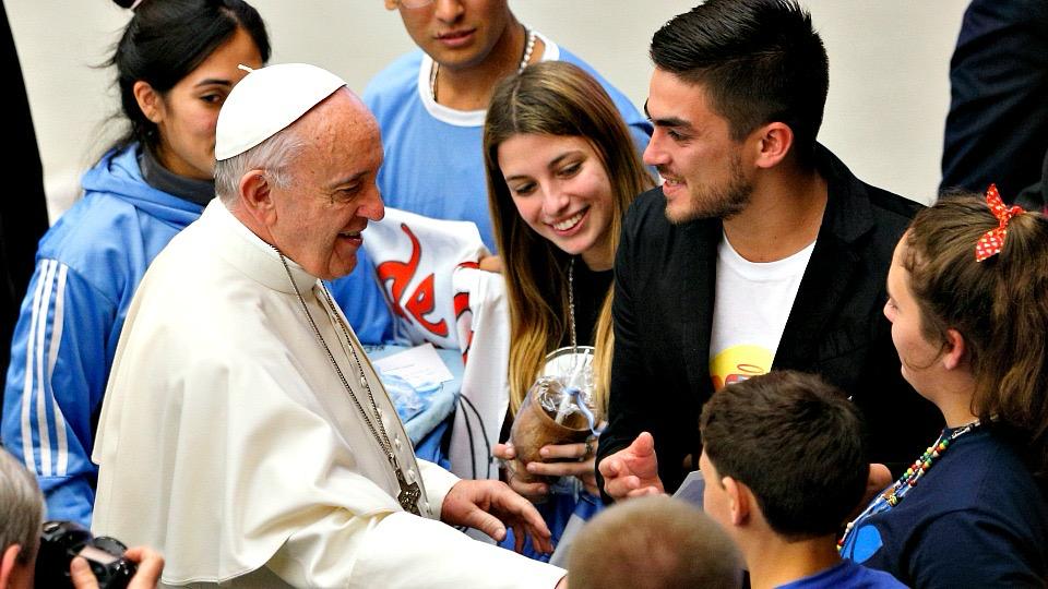 EDUCACIÓN PROMUEVE ESPACIOS DE REFLEXIÓN EN LAS ESCUELAS POR EL FALLECIMIENTO DEL PAPA FRANCISCO