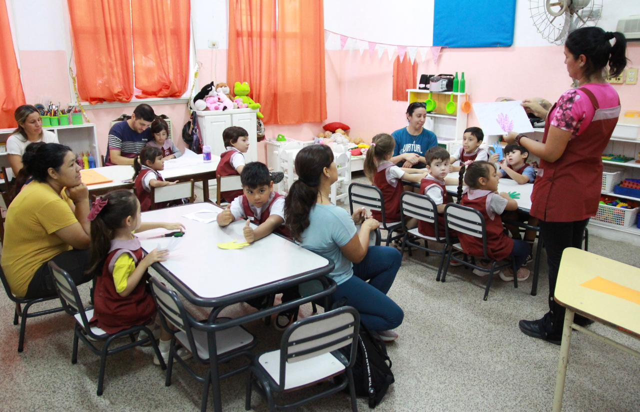 *EDUCACI&Oacute;N FORTALECE EL ACOMPA&Ntilde;AMIENTO EN ESCUELAS PARA ABORDAR SITUACIONES COMPLEJAS*