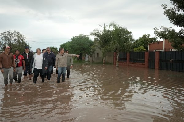 *EMERGENCIA HIDRICA: CHACO RECIBE AYUDA DE NACION, TRAS GESTIONES DEL GOBERNADOR ZDERO*