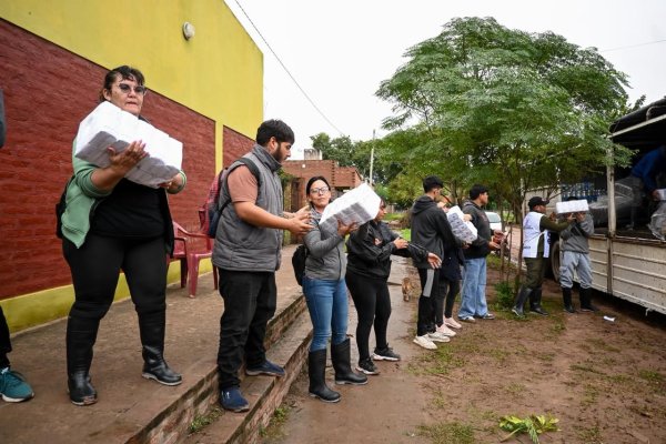 *MIRAFLORES: EL GOBERNADOR ZDERO REFUERZA LA ASISTENCIA EN LOCALIDADES AFECTADAS*
