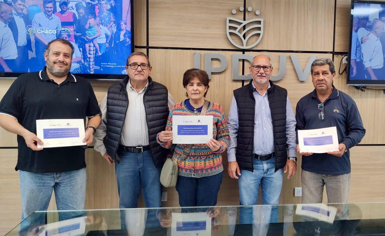 EL INSTITUTO DE VIVIENDA ENTREGÓ NUEVOS CRÉDITOS “CHACO A LA OBRA” A FAMILIAS DEL GRAN RESISTENCIA