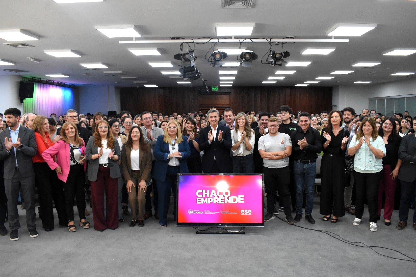 *D&Iacute;A PROVINCIAL DE LOS EMPRENDEDORES: SE PRESENT&Oacute; LA PLATAFORMA &ldquo;MULTITIENDA CHACO&rdquo; Y M&Aacute;S BENEFICIOS PARA POTENCIAR VENTAS*