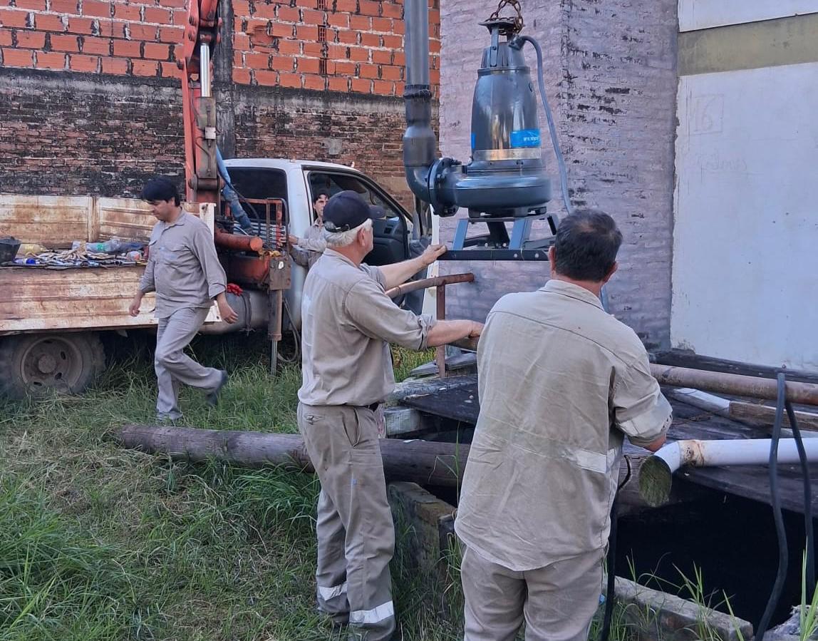 *QUITILIPI: SAMEEP NORMALIZ&Oacute; EL SISTEMA CLOACAL TRAS REPARAR EL COLECTOR PRINCIPAL*