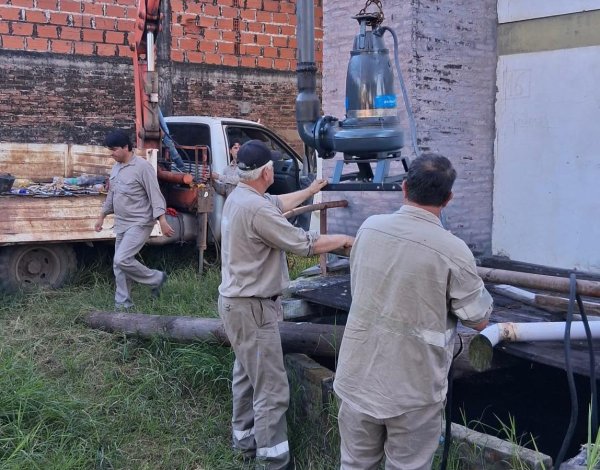 *QUITILIPI: SAMEEP NORMALIZ&Oacute; EL SISTEMA CLOACAL TRAS REPARAR EL COLECTOR PRINCIPAL*