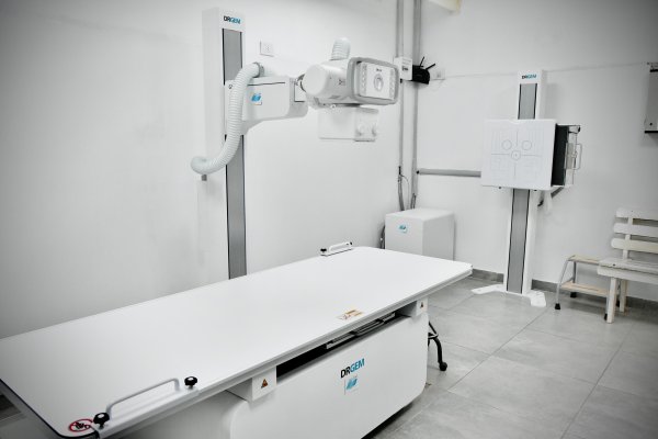 *HOSPITAL DE FONTANA: EL GOBIERNO PROVINCIAL INCORPOR&Oacute; EQUIPAMIENTOS DE &Uacute;LTIMA GENERACI&Oacute;N*
