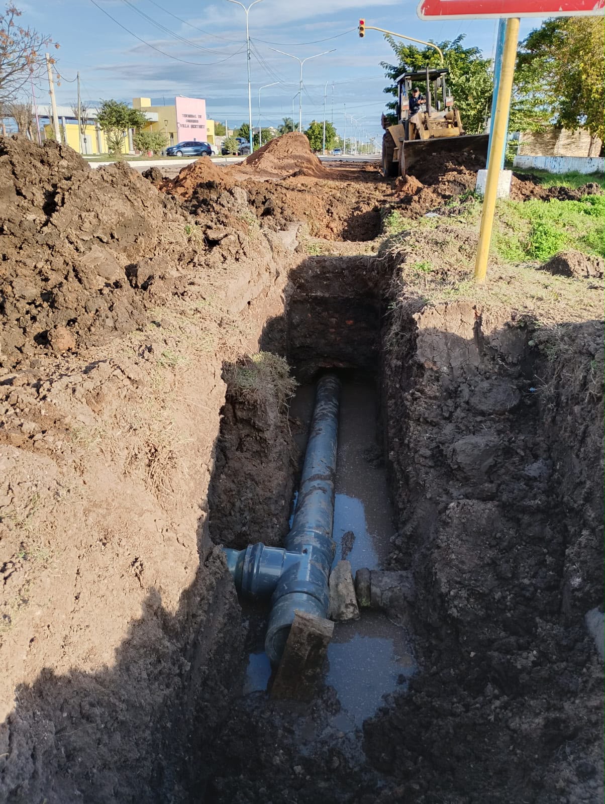 *SAMEEP: M&Aacute;S DE 400 FAMILIAS DE VILLA BERTHET ACCEDER&Aacute;N AL AGUA POTABLE GRACIAS A UNA NUEVA RED MAESTRA*