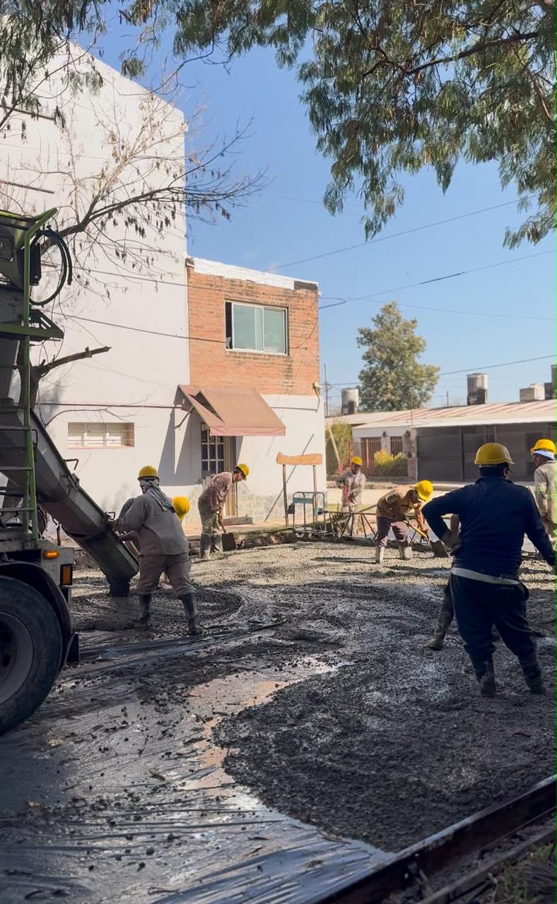 *RESISTENCIA: INFRAESTRUCTURA SUPERVIS&Oacute; EL AVANCE DE LAS OBRAS DE PAVIMENTO EN VILLA EL TALA Y VIRGEN DE LOURDES*
