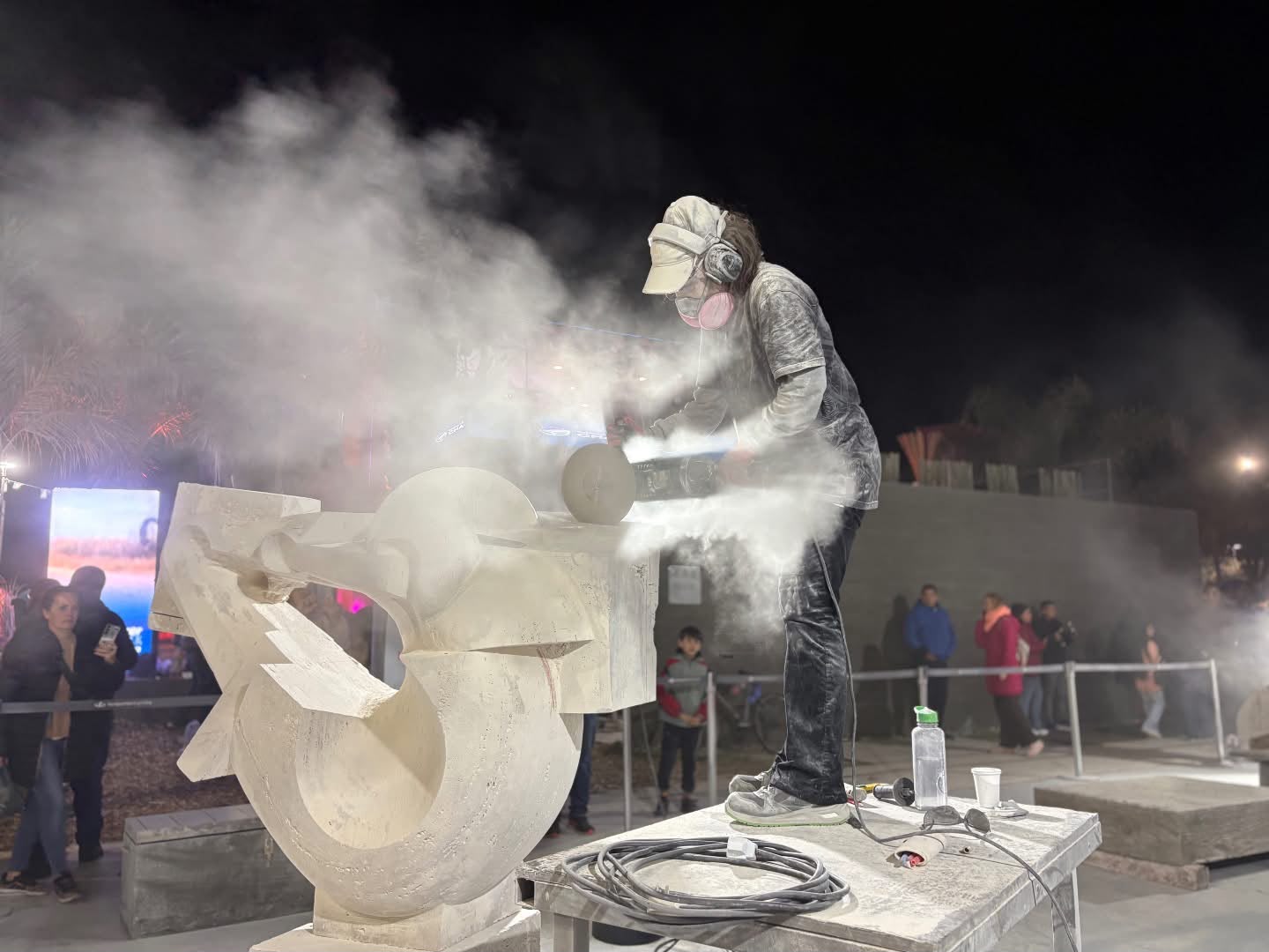 *LA BIENAL ENTRA EN SU ETAPA FINAL: INVITAN A VIVIR LOS &Uacute;LTIMOS D&Iacute;AS DEL MAYOR ENCUENTRO DE ESCULTURA A CIELO ABIERTO*