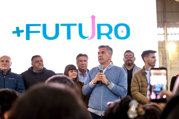 *ZDERO LLEV&Oacute; +FUTURO A GENERAL SAN MART&Iacute;N: &ldquo;QUEREMOS QUE SE ANIMEN A SO&Ntilde;AR EN GRANDE&rdquo;*