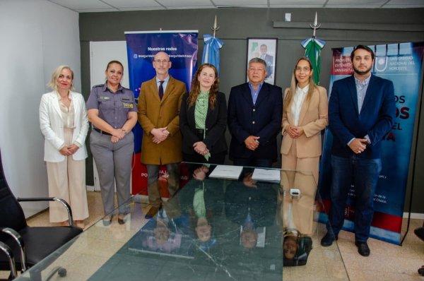 *SEGURIDAD Y LA UNNE PONEN EN MARCHA UN PROGRAMA DE FORMACI&Oacute;N JUR&Iacute;DICA*