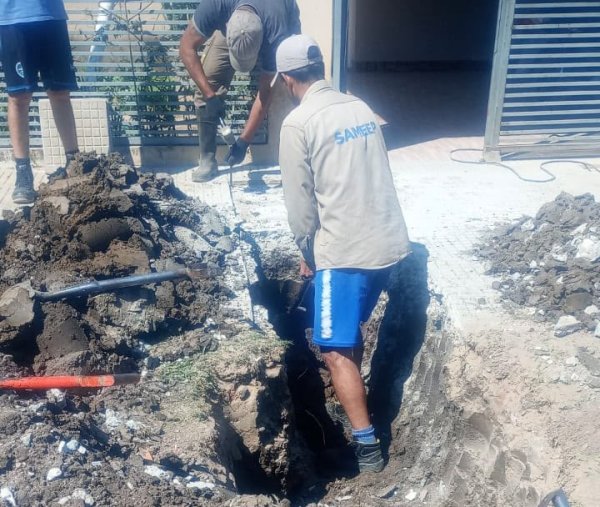 *SAMEEP AVANZA CON NUEVAS CONEXIONES CLOACALES EN LA ISLA DEL CERRITO*