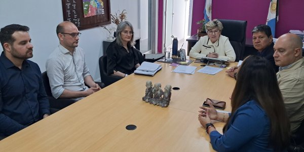 *EL MINISTERIO DE EDUCACI&Oacute;N ACORD&Oacute; CON LA FECHACO PROMOVER CAPACITACIONES EN OFICIOS PARA FORTALECER EL DESARROLLO LOCAL*