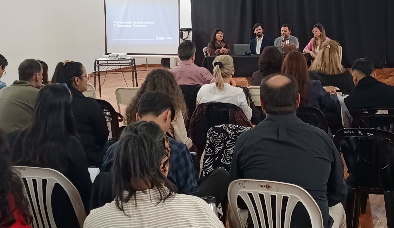 *M&Aacute;S DE 30 ESCUELAS SECUNDARIAS AVANZAN EN PROYECTOS INNOVADORES PARA MEJORAR LA CALIDAD EDUCATIVA*