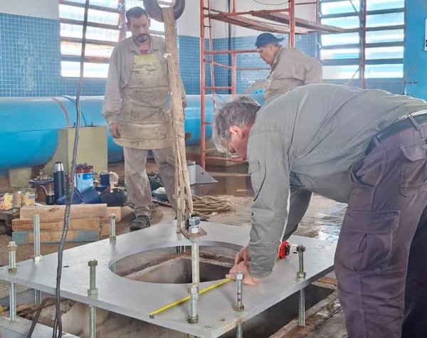 *SAMEEP TRABAJA PARA RECUPERAR UNA BOMBA DE CISTERNA SUR Y NORMALIZAR LA PRESI&Oacute;N DE AGUA*