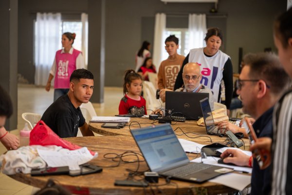 *MACHAGAI: EL OPERATIVO DNI FACILIT&Oacute; TR&Aacute;MITES Y RESPUESTAS A CIENTOS DE VECINOS*