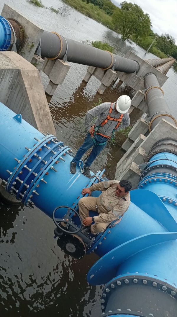*ANTE LA CRECIENTE DEL R&Iacute;O: SAMEEP MONITOREA EL SISTEMA DE CAPTACI&Oacute;N Y TRABAJA PARA GARANTIZAR EL ABASTECIMIENTO*