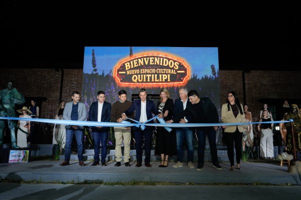 *QUITILIPI: ZDERO TRANSFORM&Oacute; EL HIST&Oacute;RICO GALP&Oacute;N DEL FERROCARRIL Y ANUNCI&Oacute; LA COMPRA DE UN MAM&Oacute;GRAFO PARA EL HOSPITAL LOCAL*