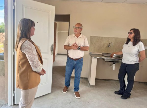 *PAMPA ALMIR&Oacute;N: EL IPDUV SUPERVIS&Oacute; LA ETAPA FINAL DE VIVIENDAS*
