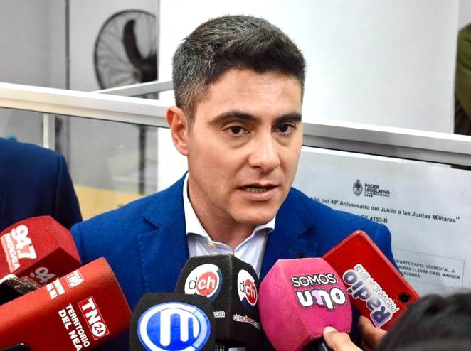 *JULIO FERRO SOBRE EL PROYECTO DE LEY DE CONSOLIDACION DE DEUDAS: 